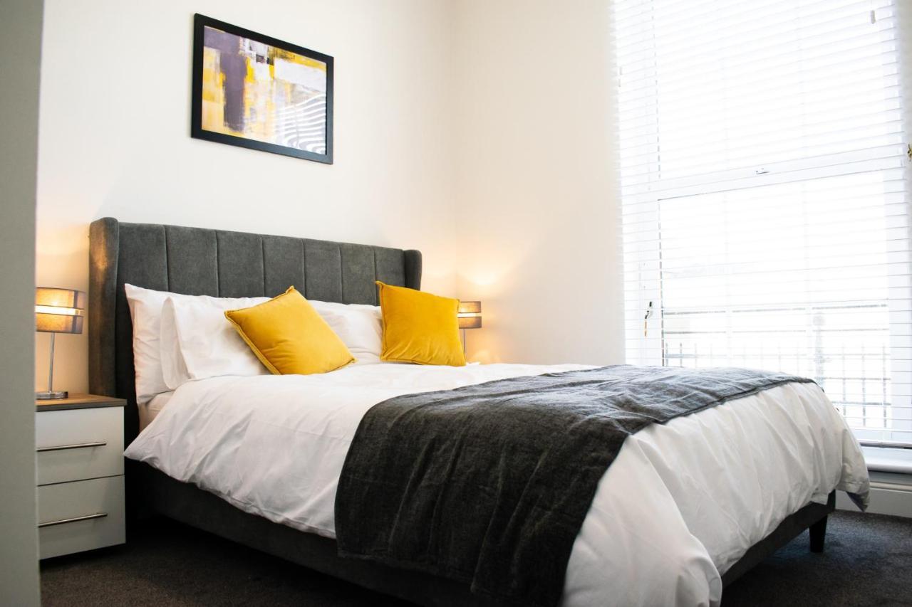 Beautifully Renovated Apartment -Central エディンバラ エクステリア 写真